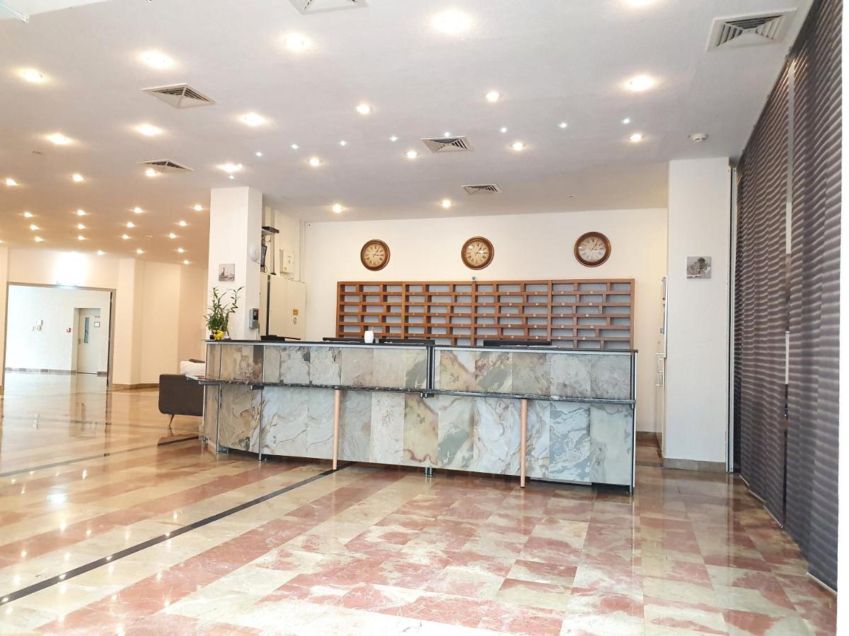 Hotel Pause โฮฟไฮม์อัมเทานอส ภายนอก รูปภาพ